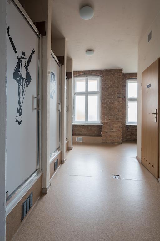Hostel Awangarda 포즈난 외부 사진